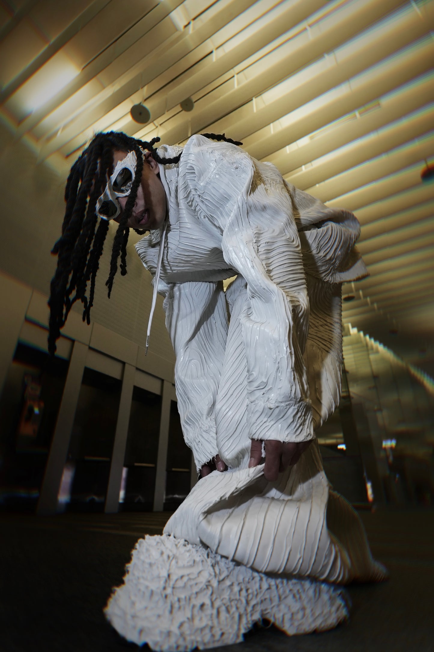 栗子Lizii🌰AWHM-003 Volt Shell Hoodie – White