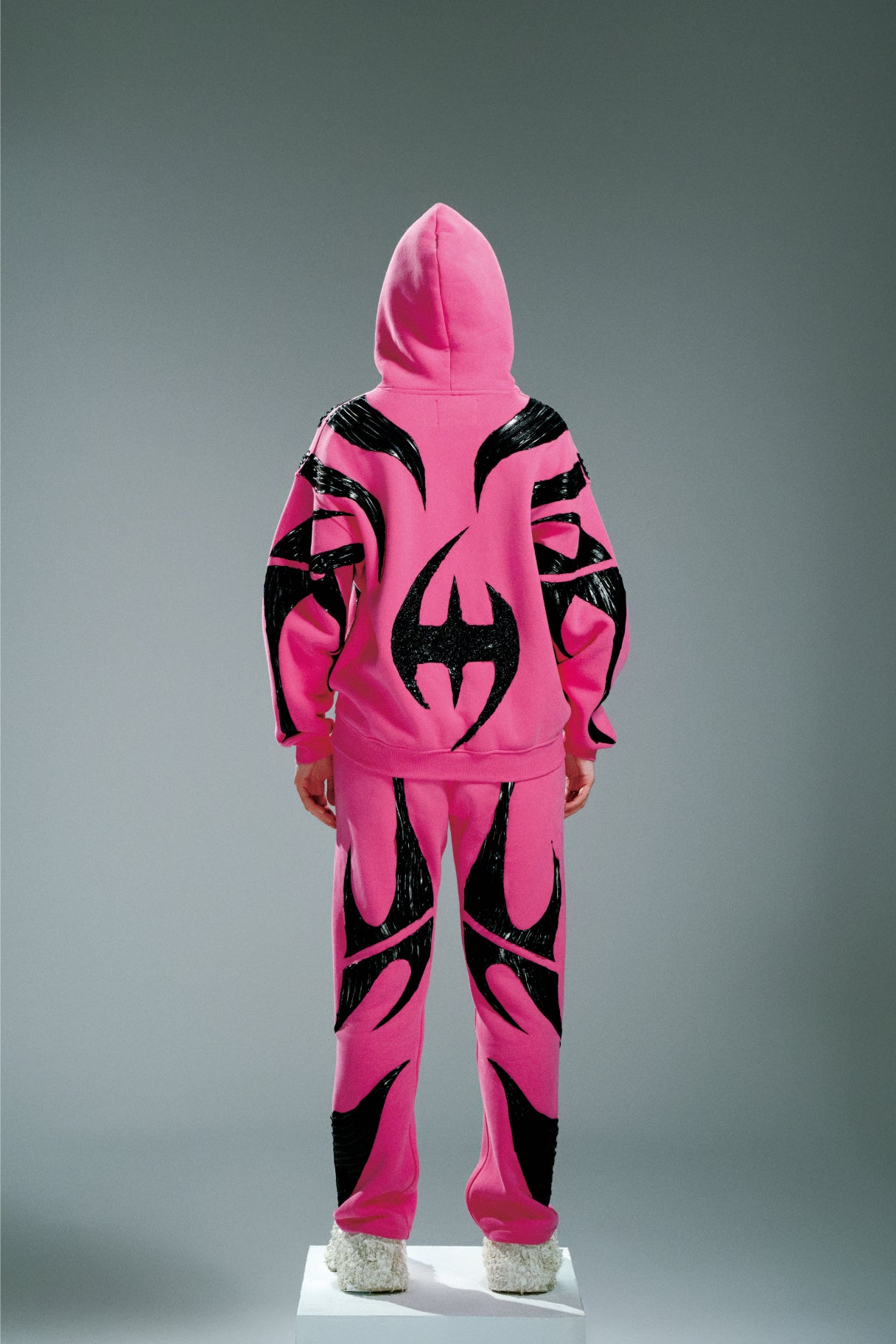 AWHW-006 Lest Hoodie – Shock Pink