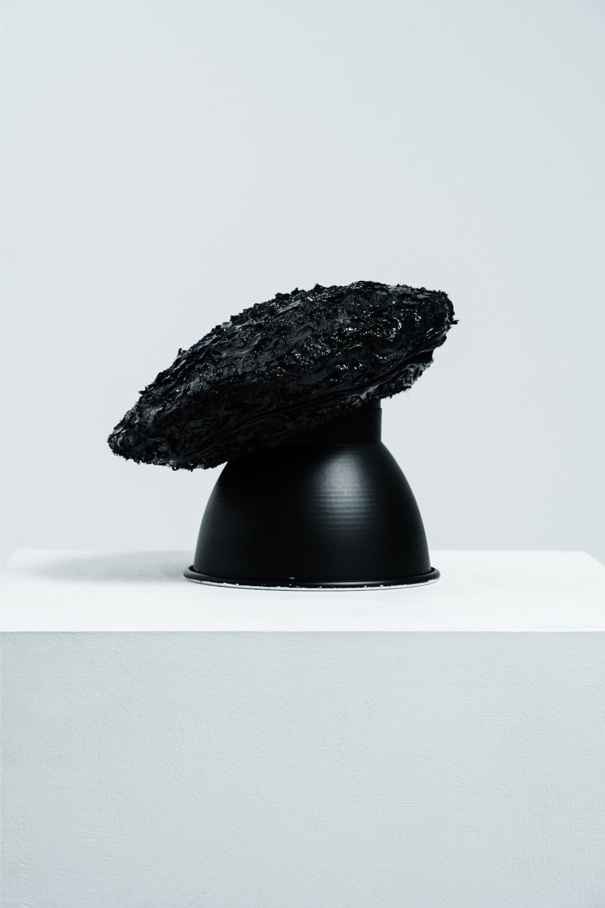 AWH-004 Obsidian Rift Beret
