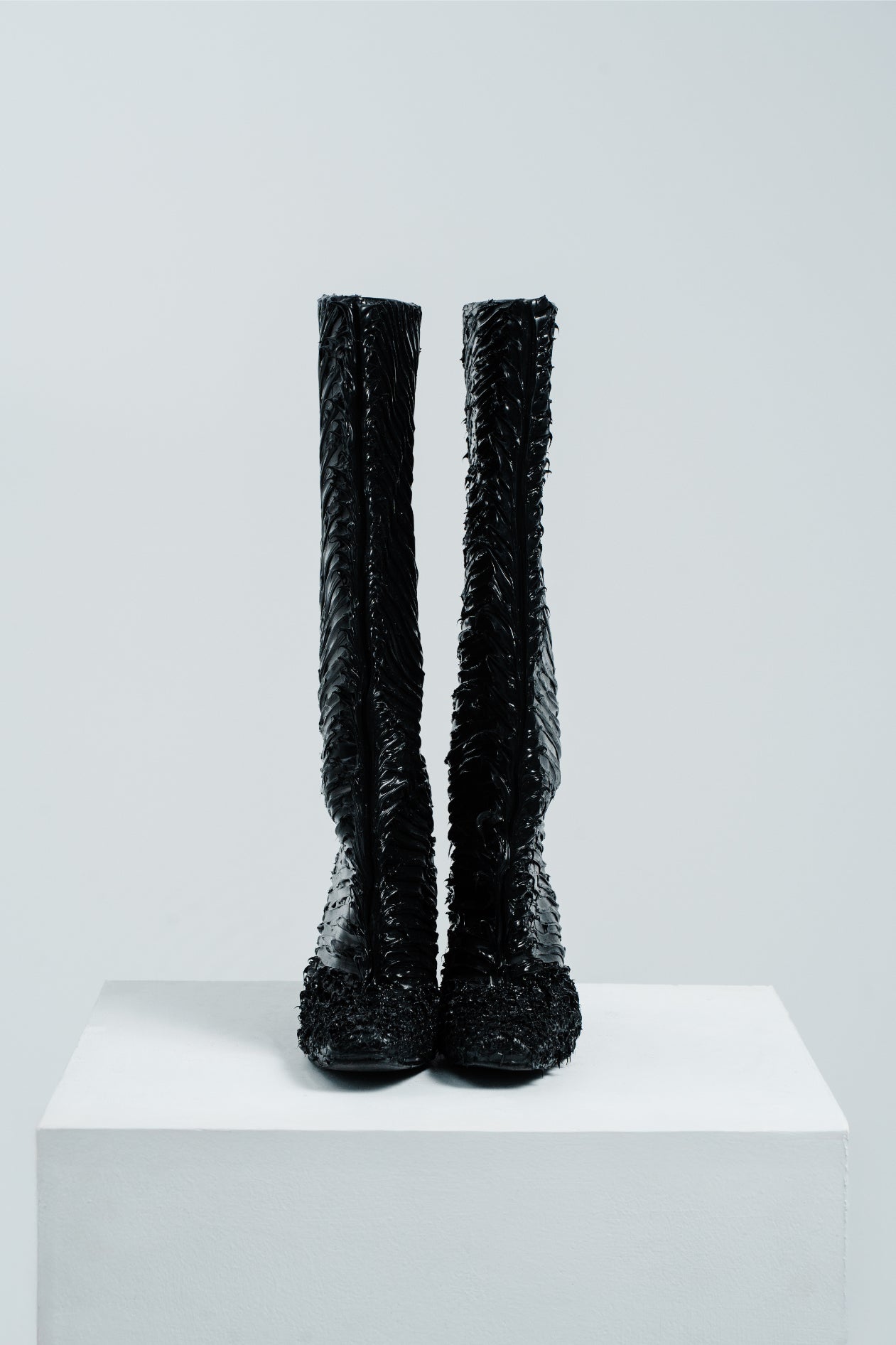 AWS-006 Obsidian Rift Boots