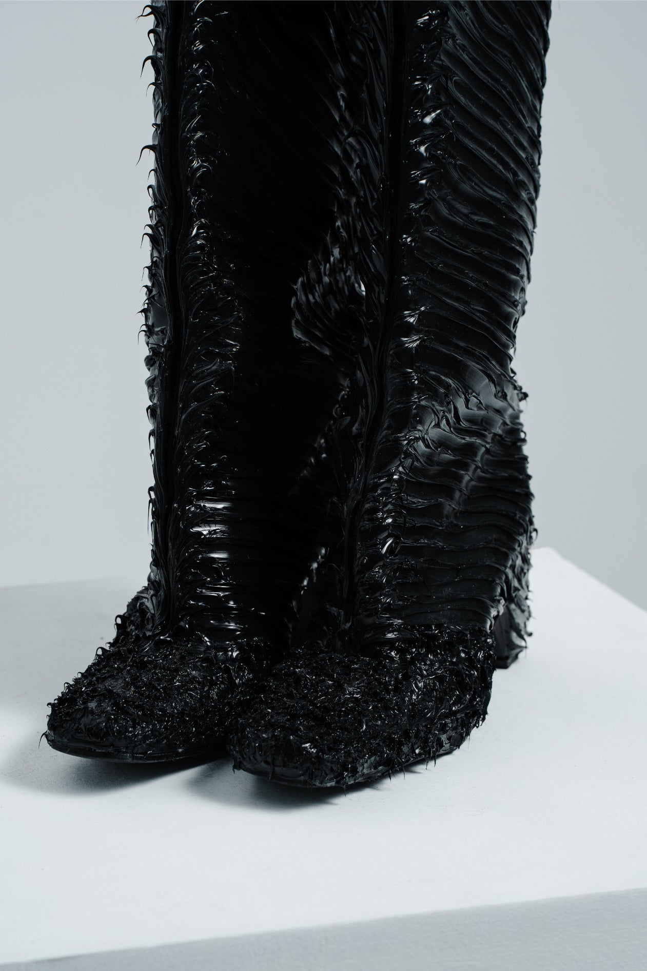 AWS-006 Obsidian Rift Boots