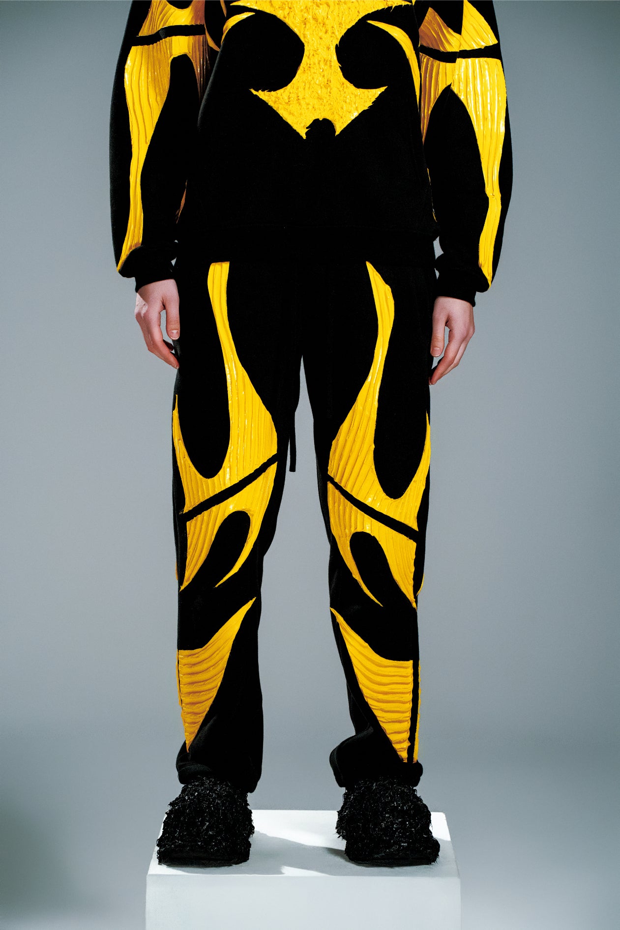 AWPW-003 Volt Flare Pants – Signal