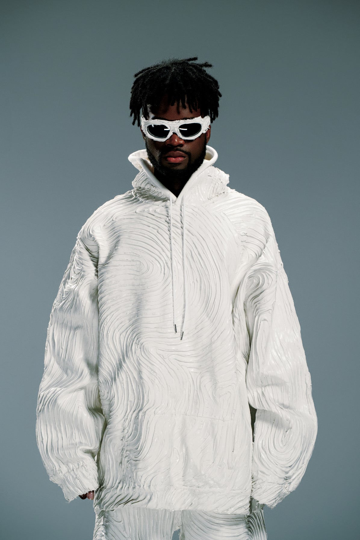 栗子Lizii🌰AWHM-003 Volt Shell Hoodie – White