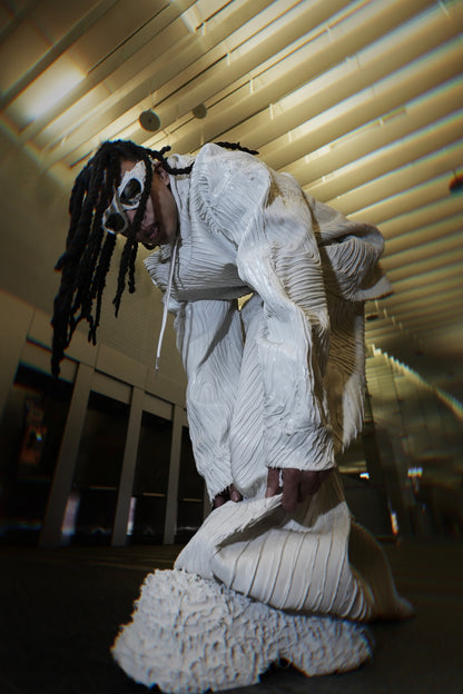 栗子Lizii🌰AWHM-003 Volt Shell Hoodie – White