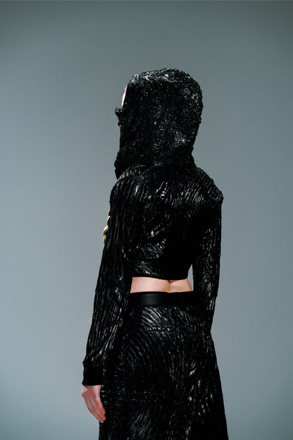AWJW-002 Volt Shell Crop – Obsidian