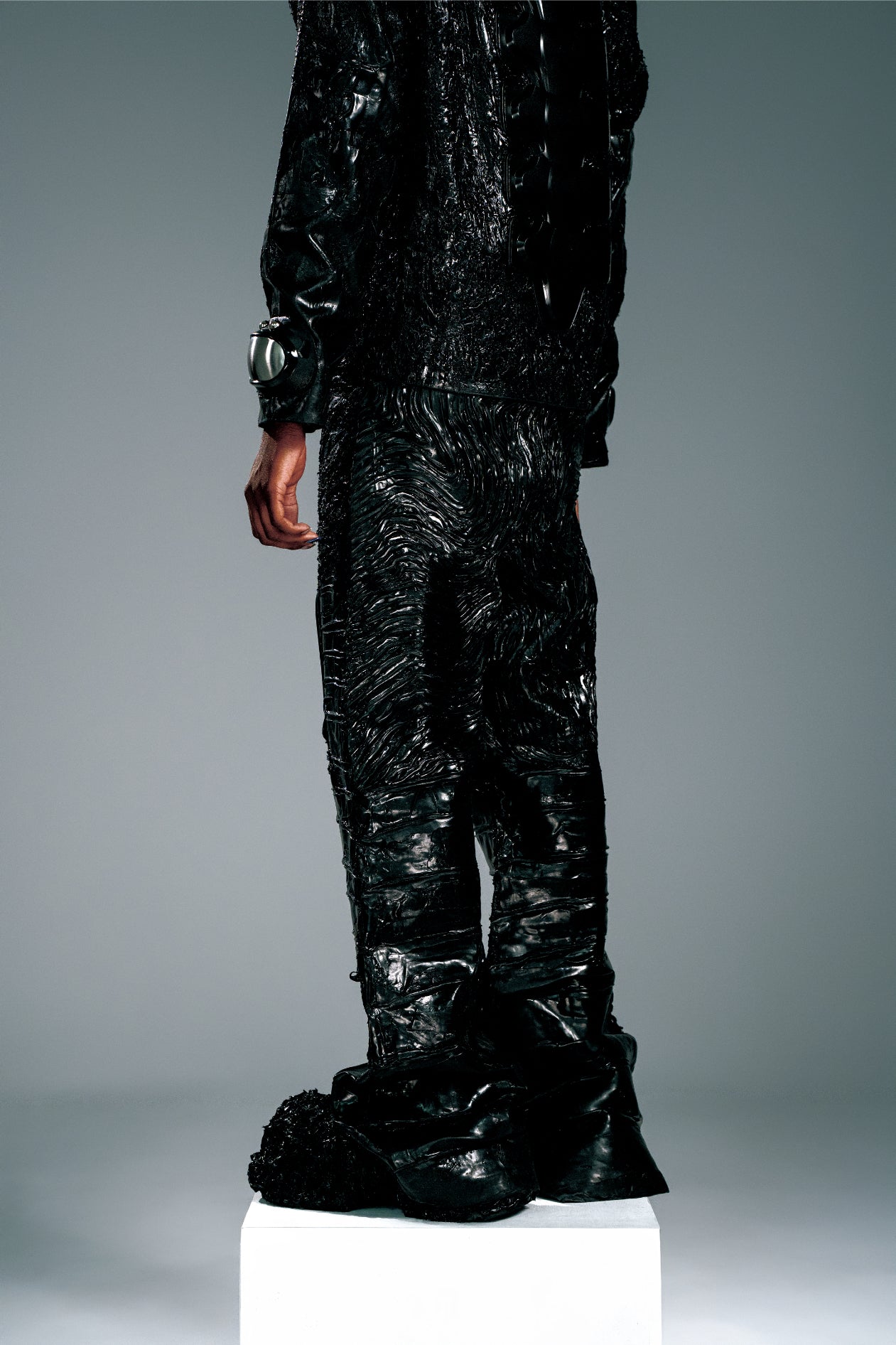 AWPM-002 Obsidian Armor Pants