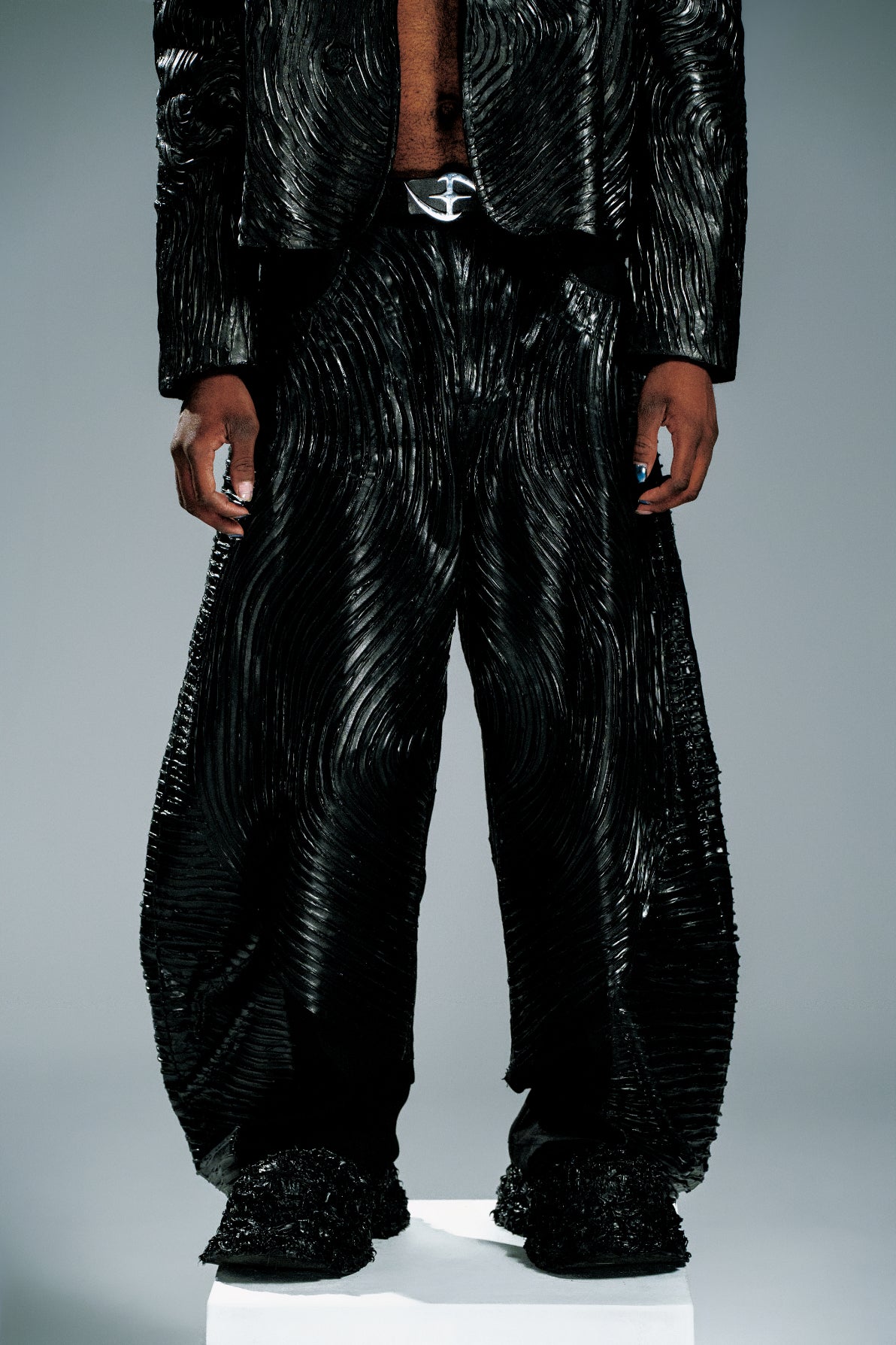 AWPM-007 Volt Shell Trousers – Obsidian